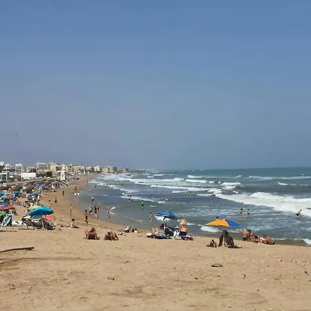 Apartamento Perfect For Exploring Local Areas And