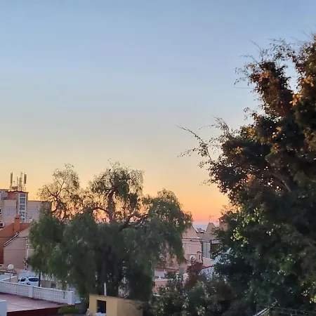 Perfect For Exploring Local Areas And Apartamento