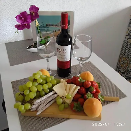 Perfect For Exploring Local Areas And Apartamento
